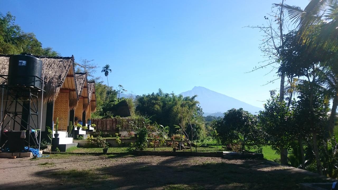 Aryasuta Bungalow Tetebatu Ngoại thất bức ảnh